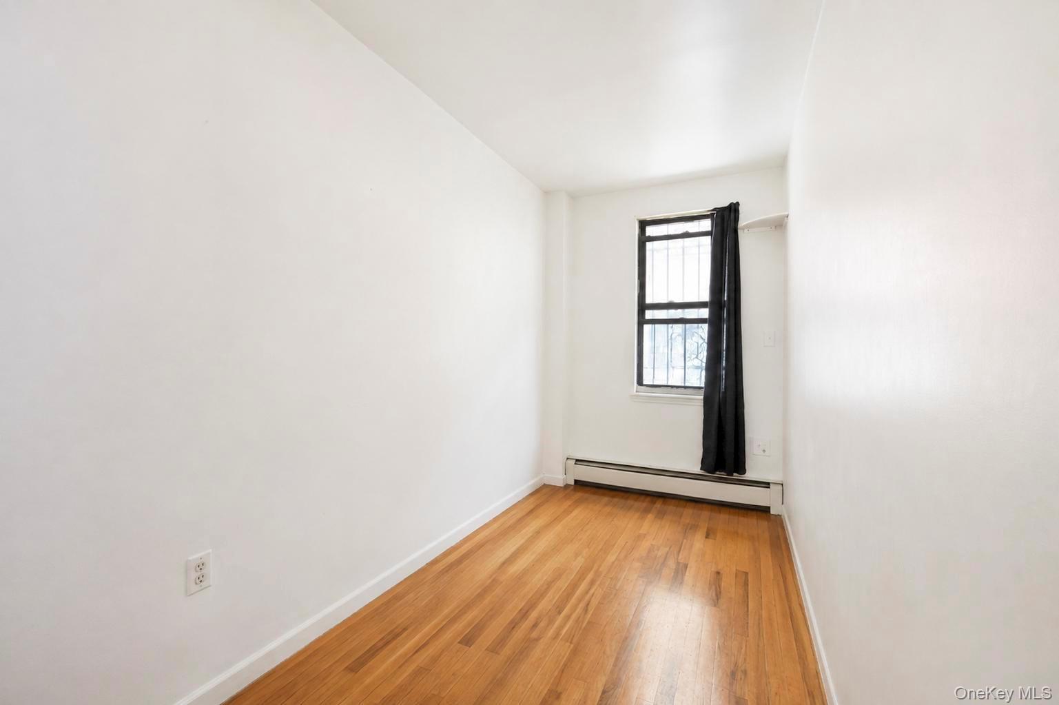 425 Barbey Street – For Sale photo 20