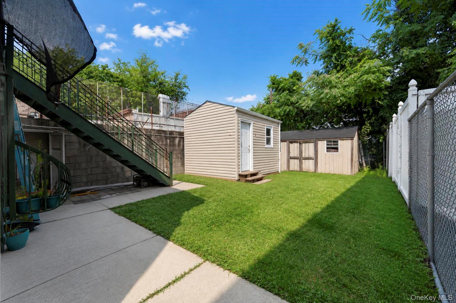 425 Barbey Street – For Sale photo 5