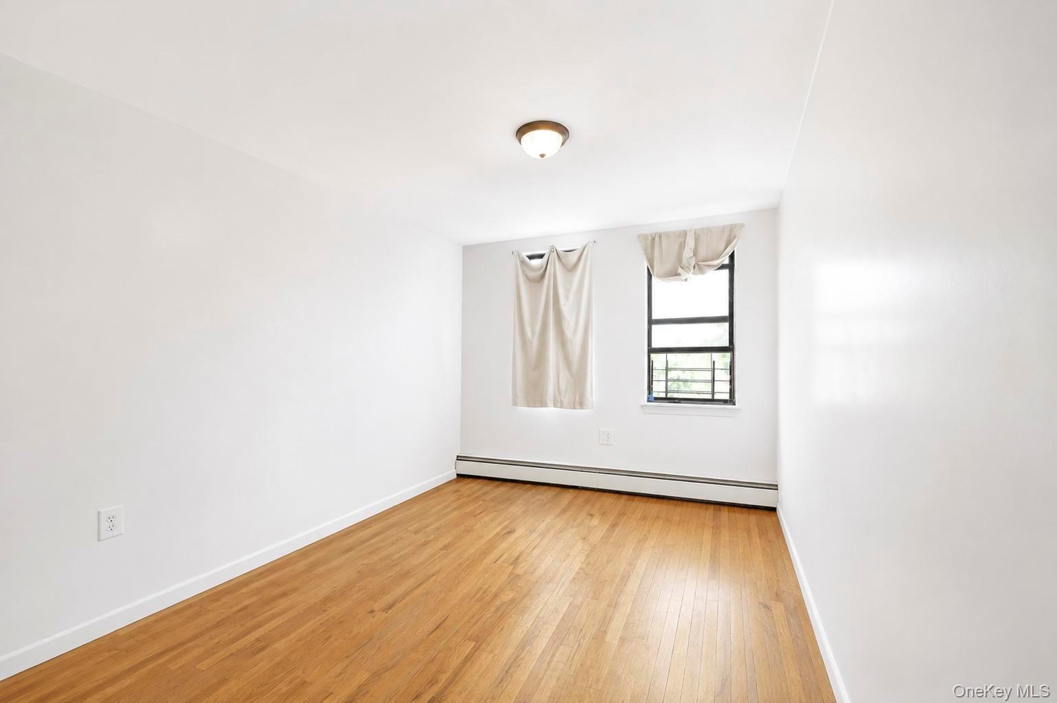 425 Barbey Street – For Sale photo 28