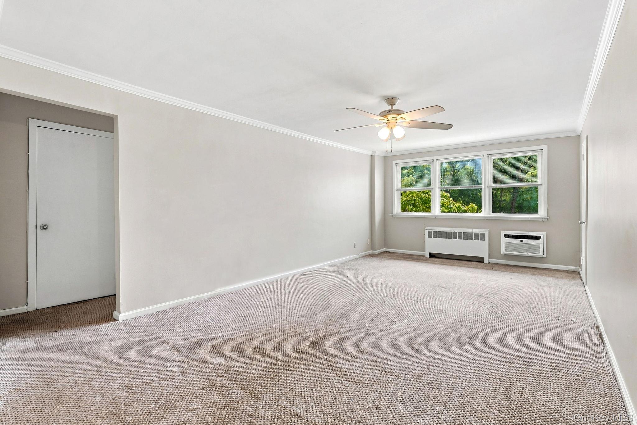 19 Avon Circle, Unit D photo 5
