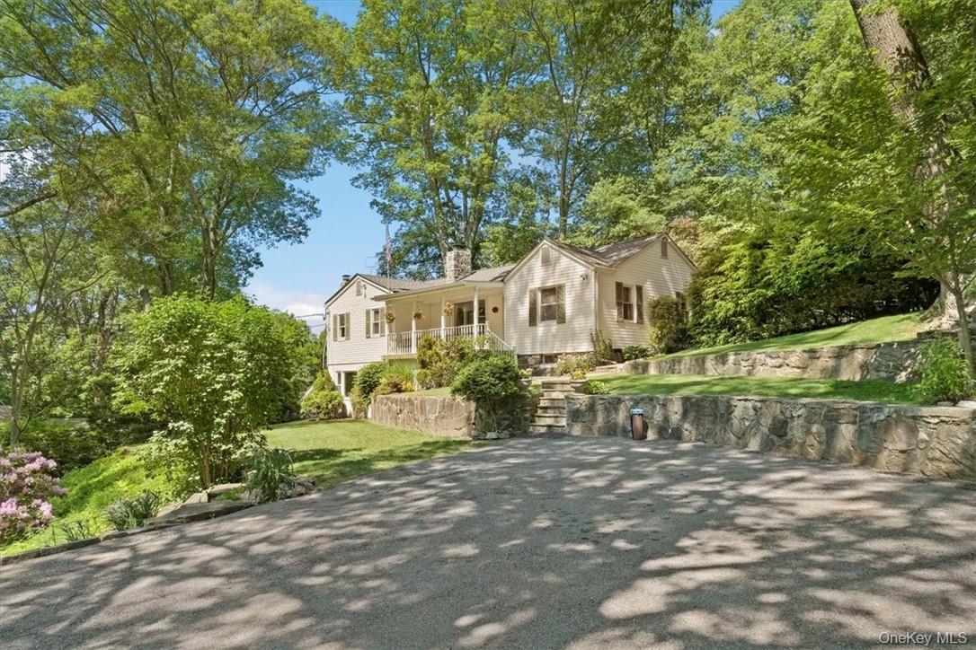 13 Split Rock Road – For Rent photo 2