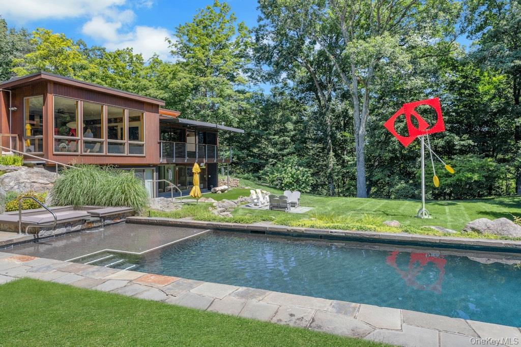 14 Cradle Rock Road E – For Sale photo 28