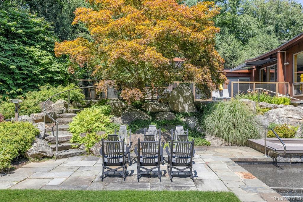 14 Cradle Rock Road E – For Sale photo 25