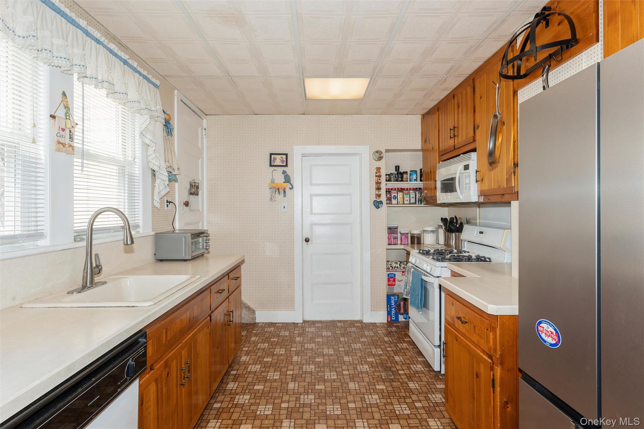 10 Driscoll Avenue – For Sale photo 4