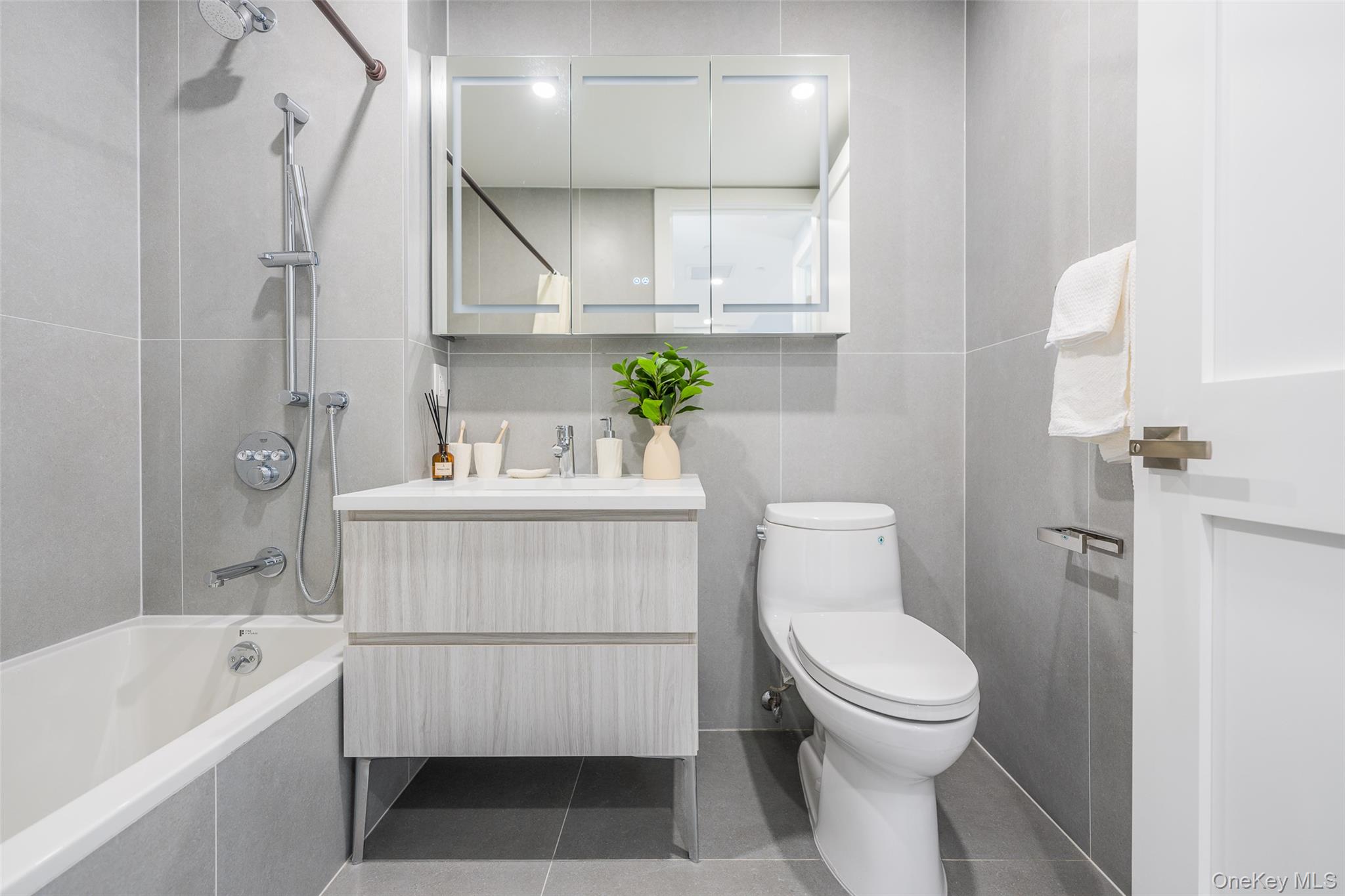 134-11 Franklin Avenue, Unit 5A photo 9
