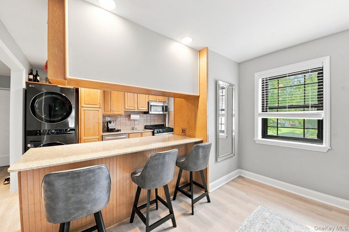 41 Manchester Road, Unit B-23 photo 6