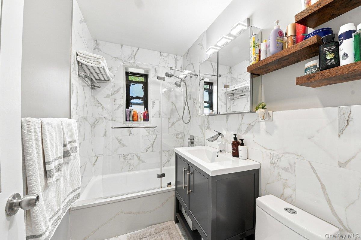 41 Manchester Road, Unit B-23 photo 9