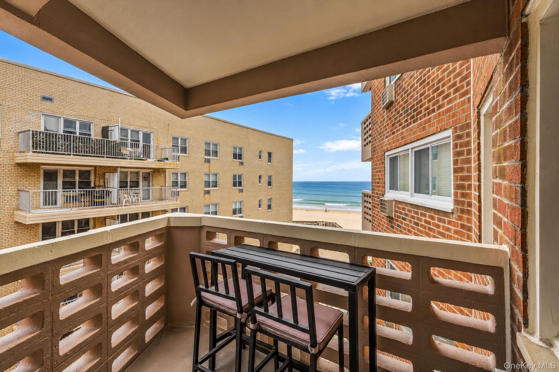 600 Shore Road, Unit 5B photo 3