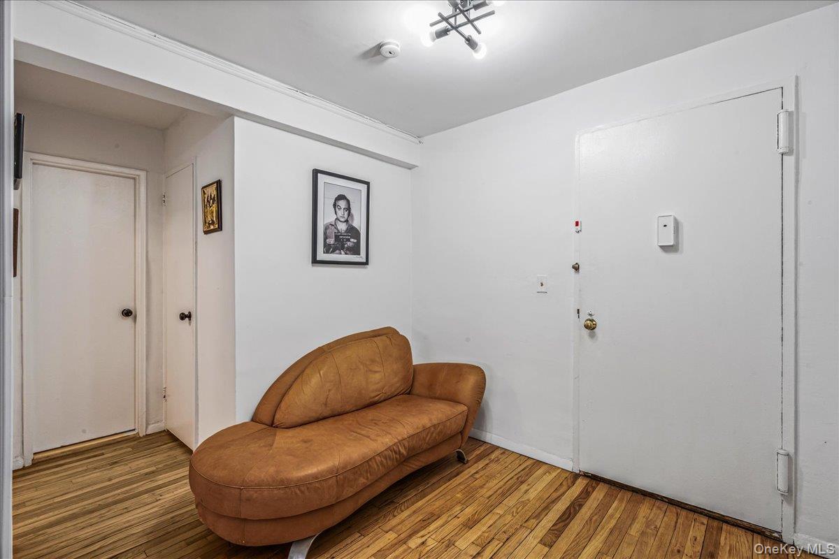 600 Shore Road, Unit 5B photo 5