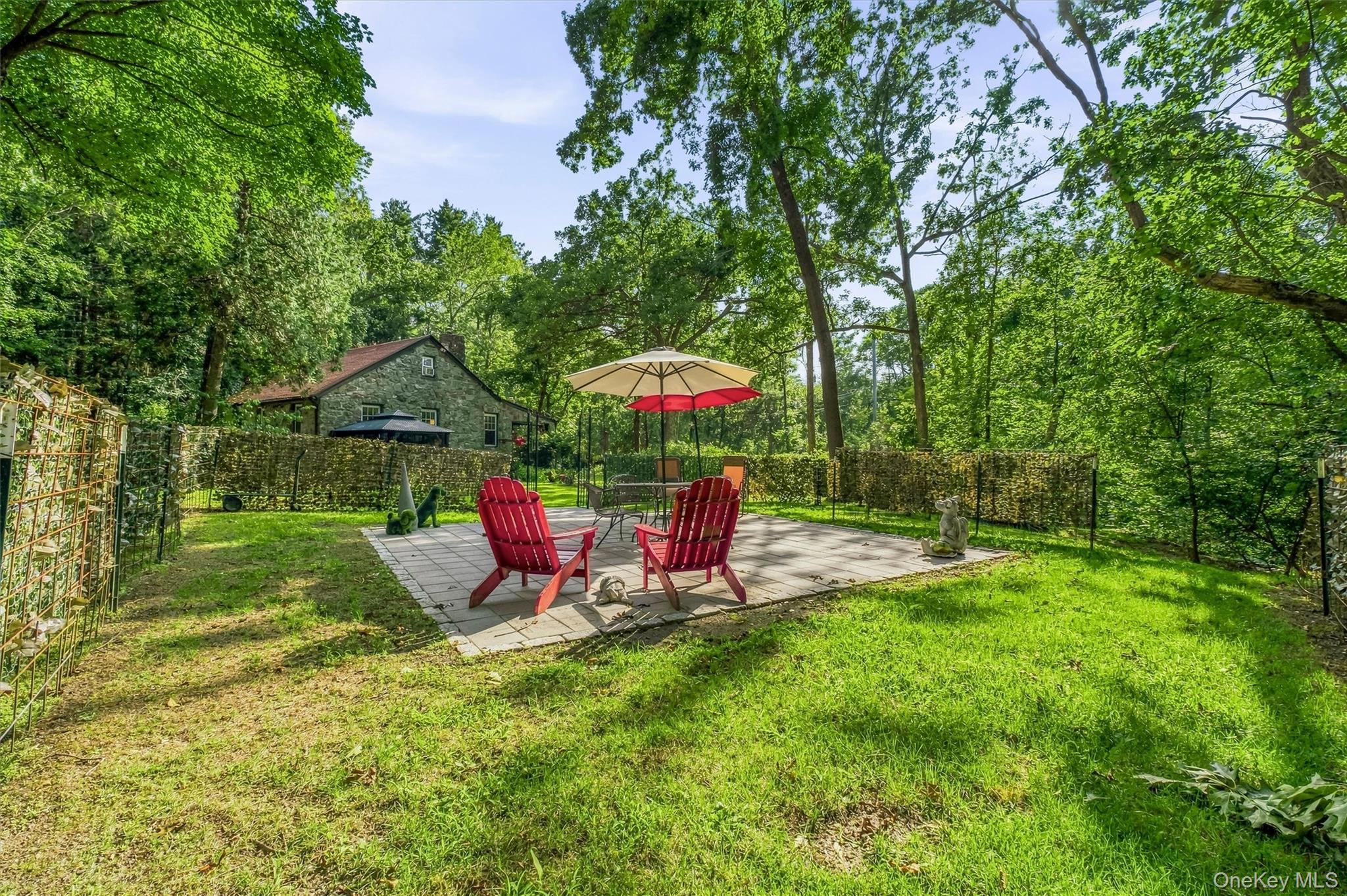231 Rombout Road – For Sale photo 33