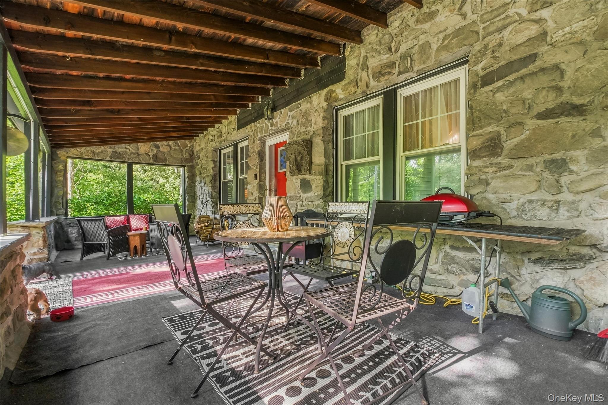 231 Rombout Road – For Sale photo 9