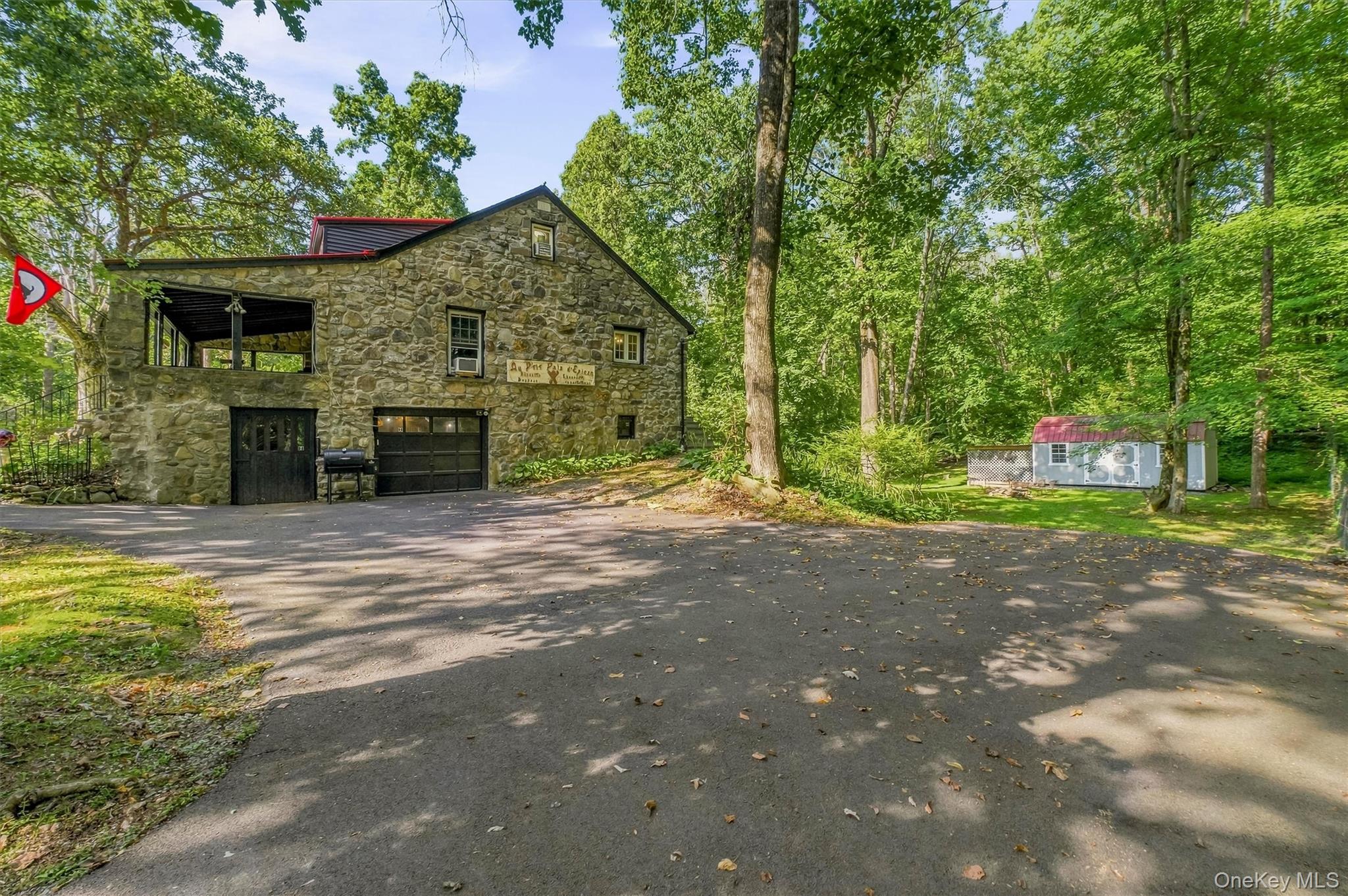 231 Rombout Road – For Sale photo 48