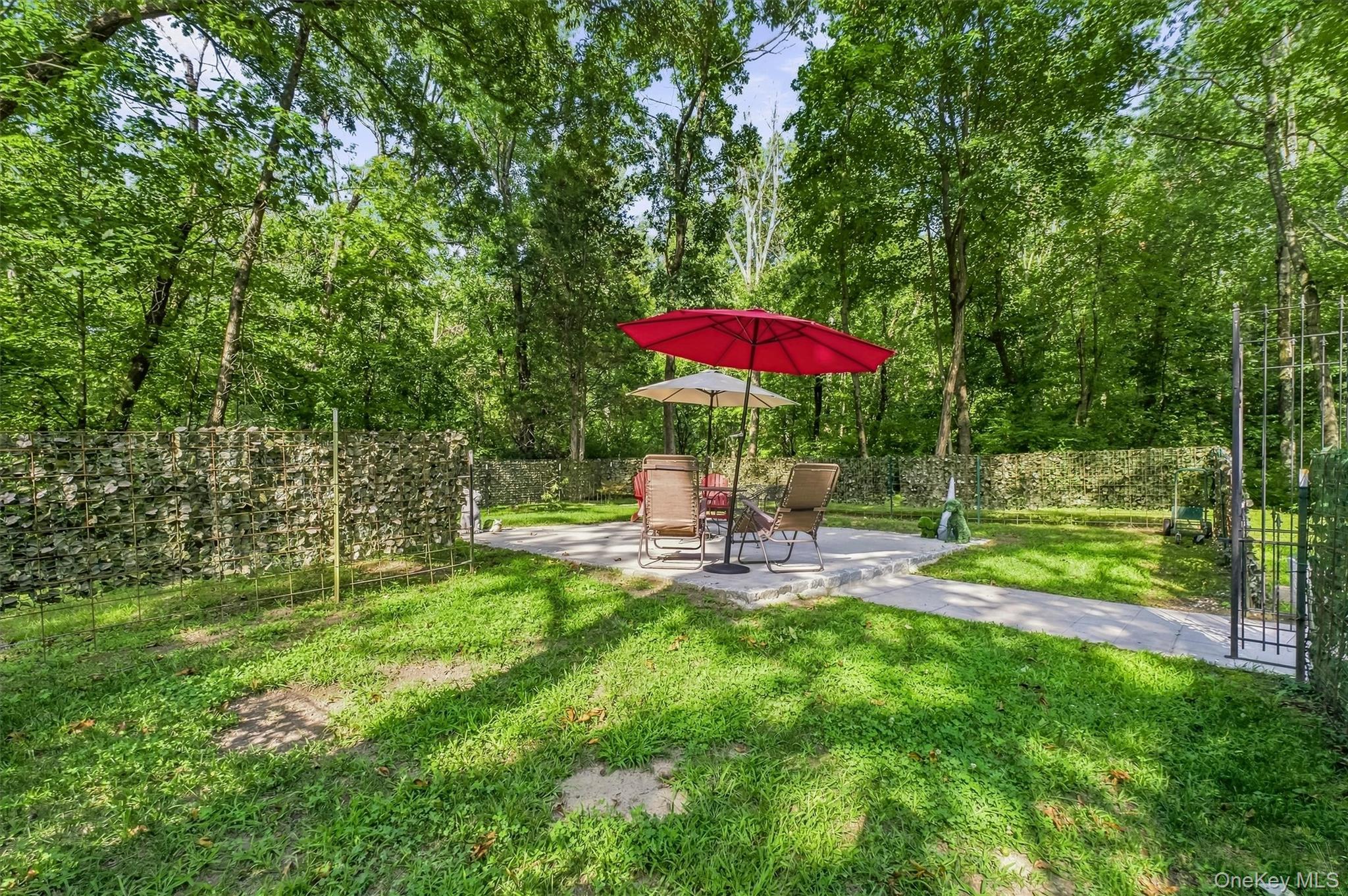 231 Rombout Road – For Sale photo 32