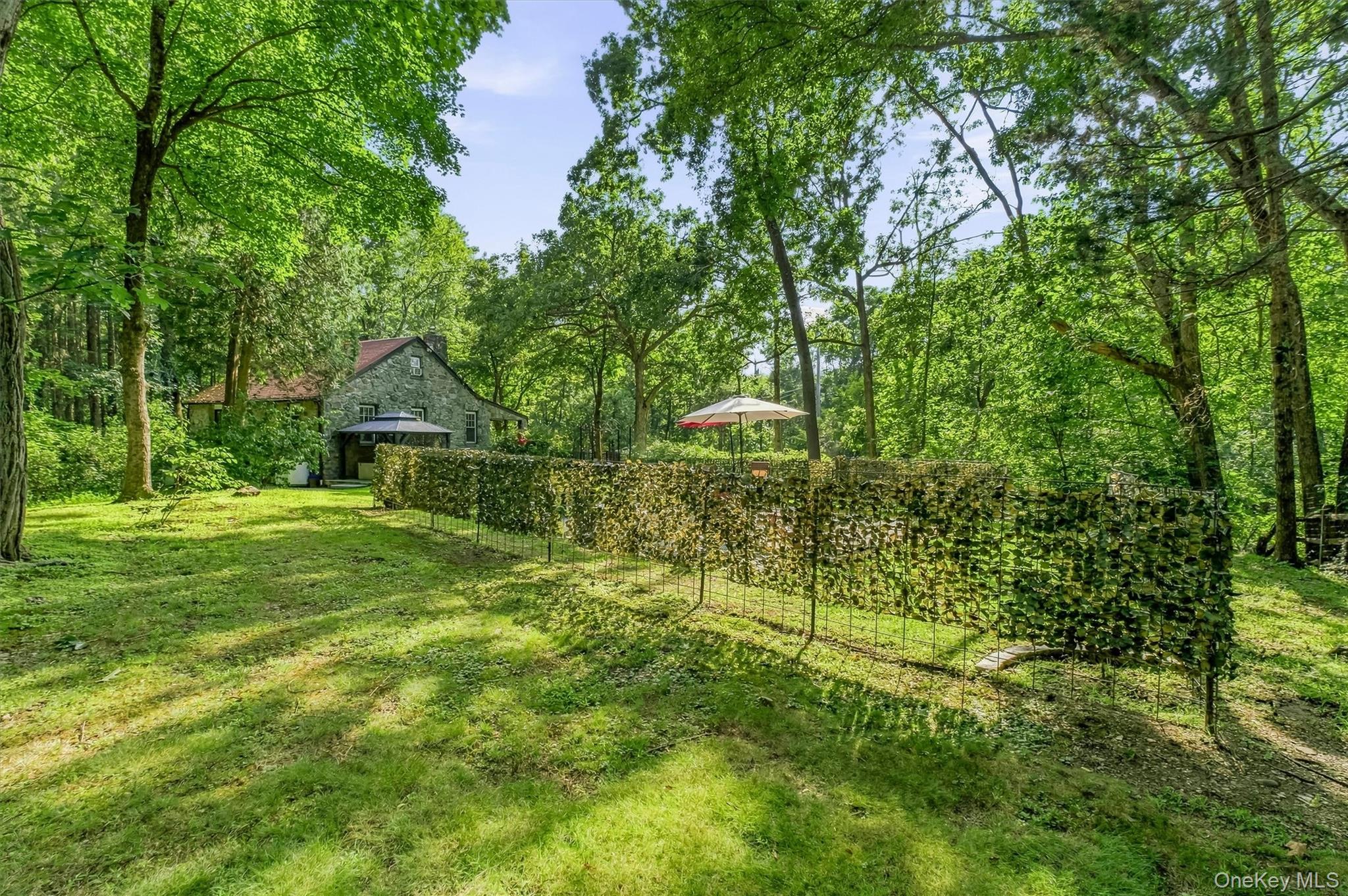 231 Rombout Road – For Sale photo 36