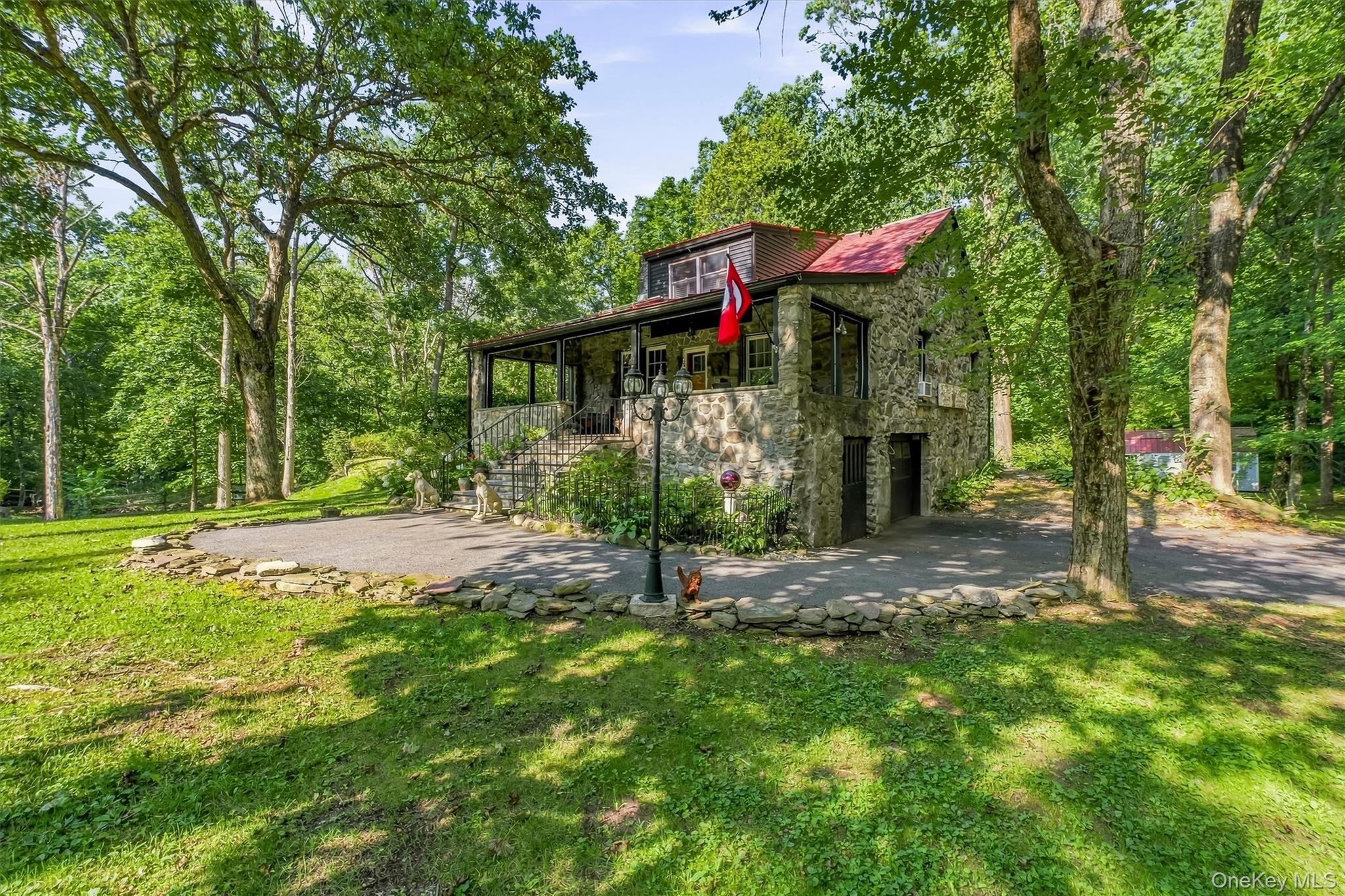 231 Rombout Road – For Sale photo 5