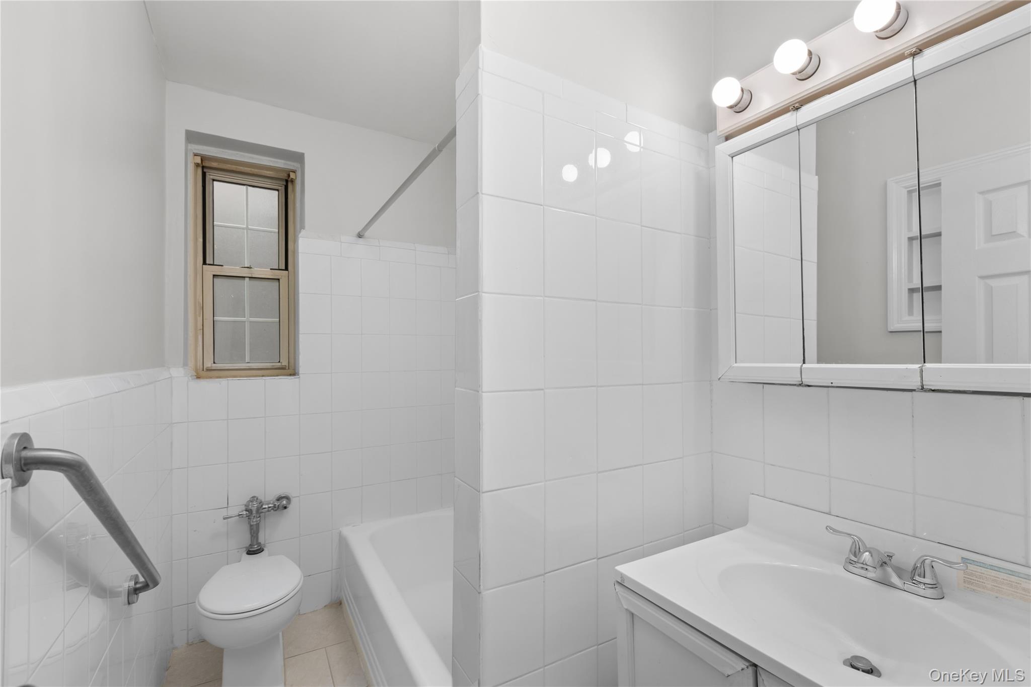 100 Pinewood Road, Unit 1C photo 14