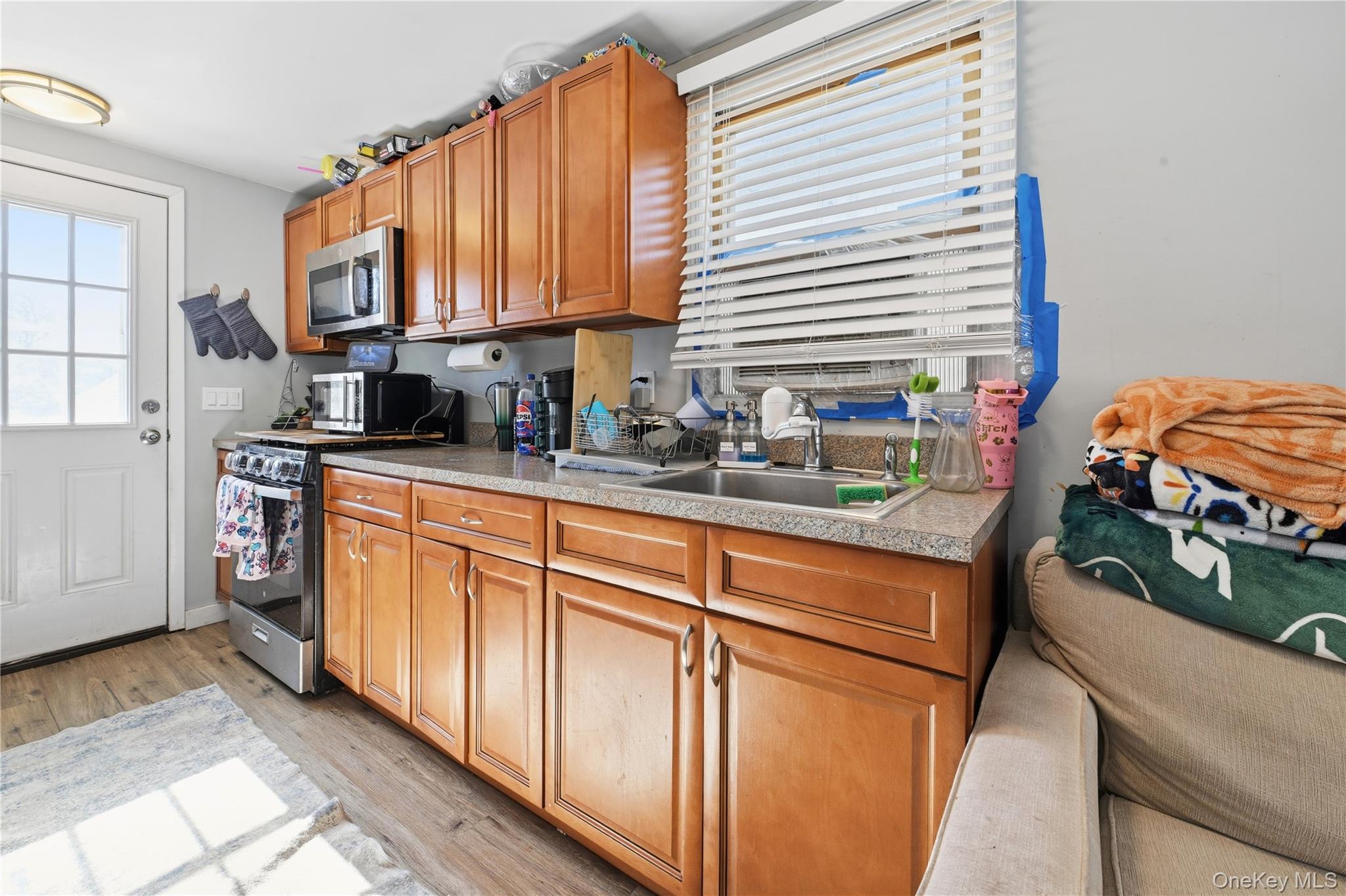 36 Woodlawn Avenue – For Sale photo 4