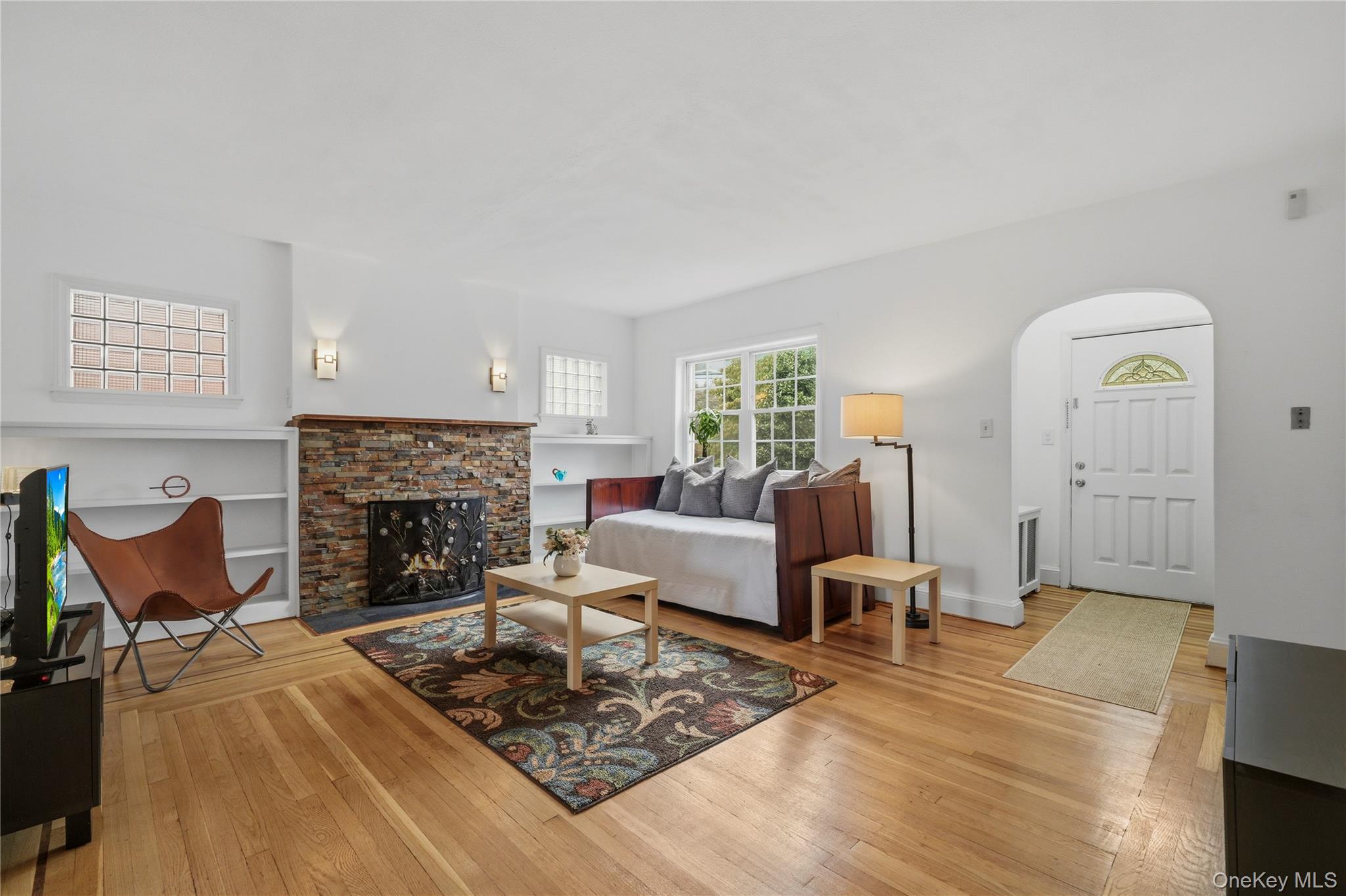 662 Palisade Avenue – For Sale photo 3