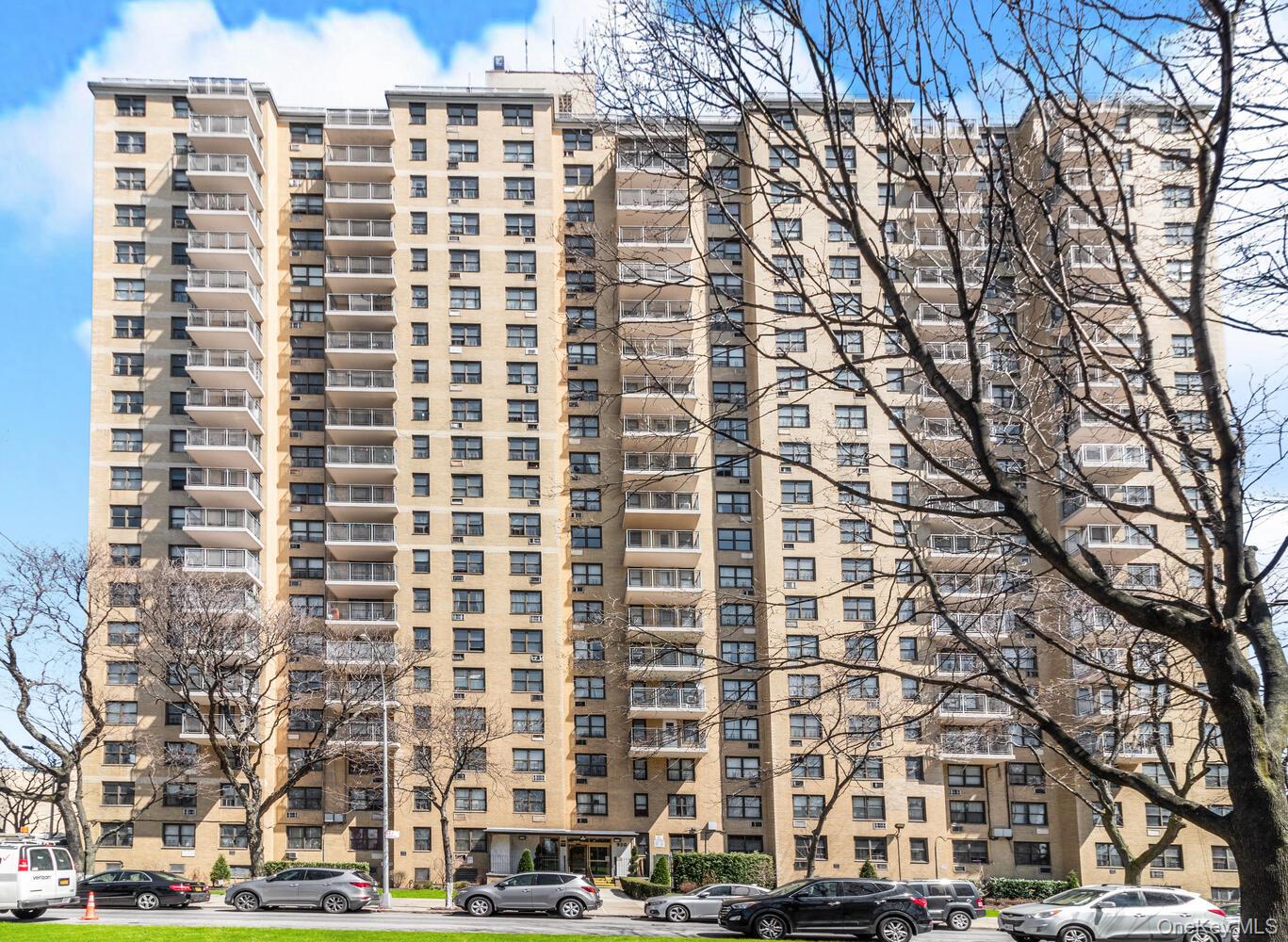 920 Metcalf Avenue, Unit 14J photo 24