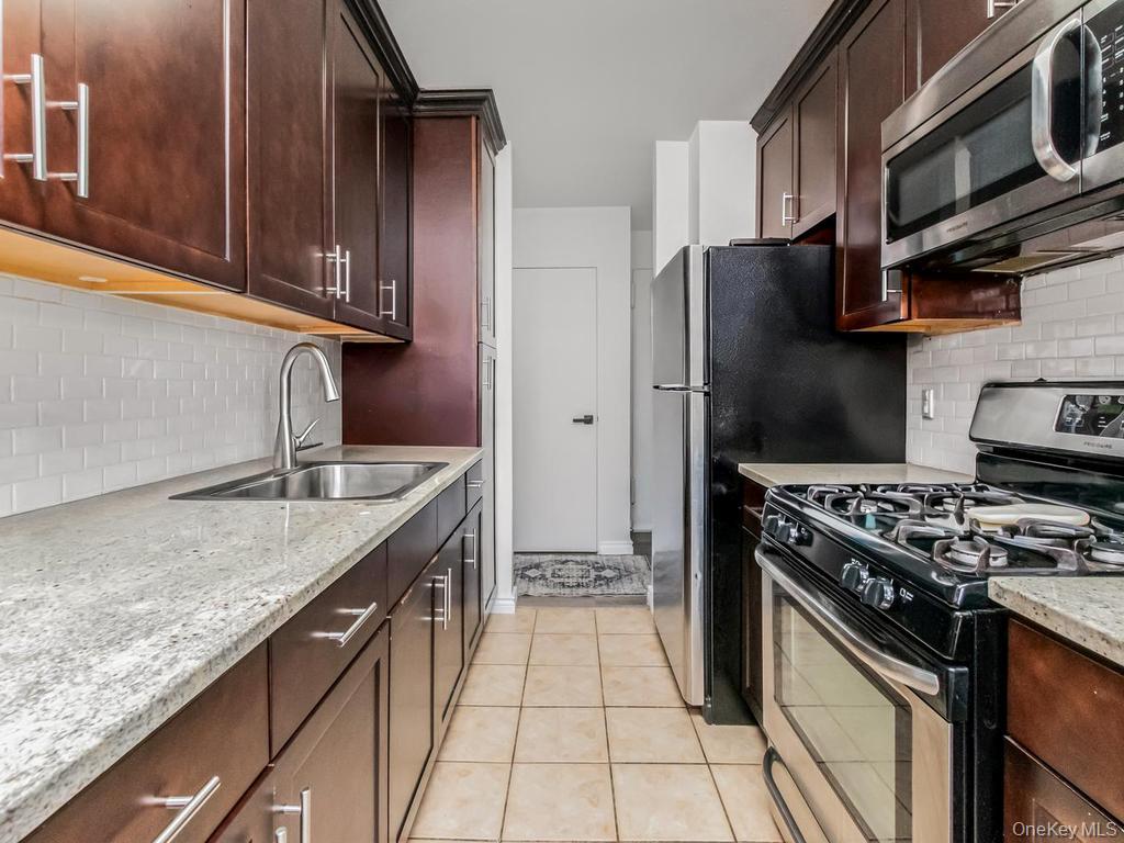 920 Metcalf Avenue, Unit 14J photo 7