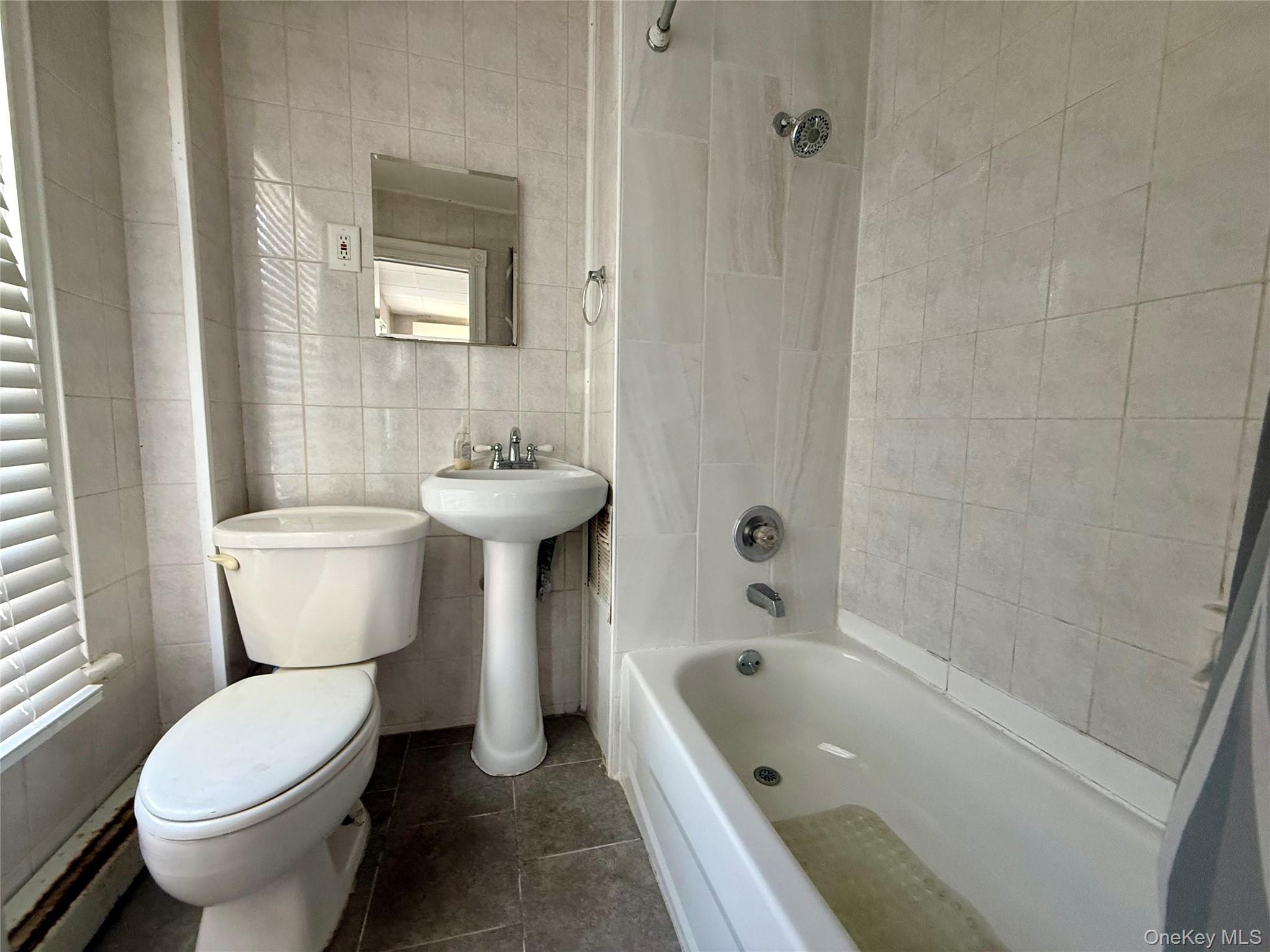 2 Charles Street, Unit 2 photo 7