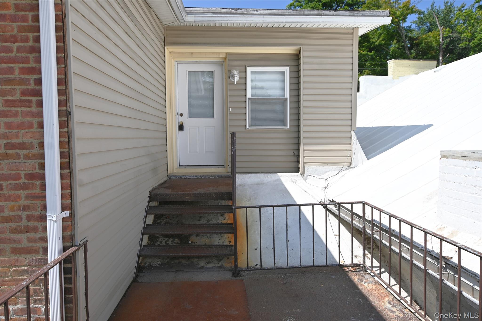 1298 Route 9W, Unit B