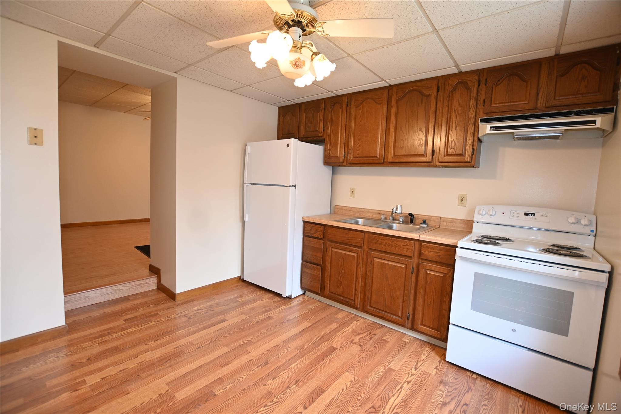 1298 Route 9W, Unit B photo 8