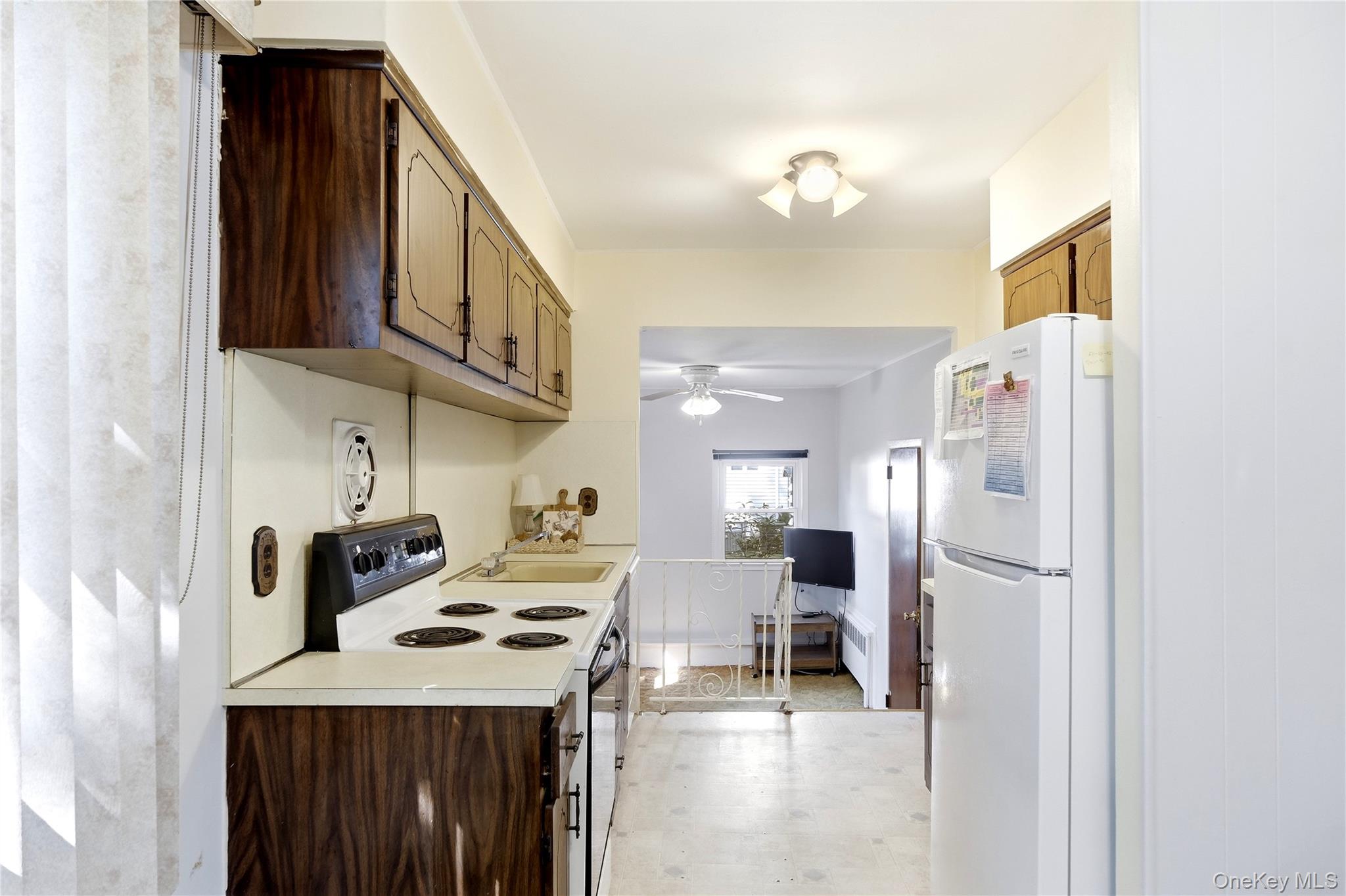 10 Shirley Lane – For Sale photo 10