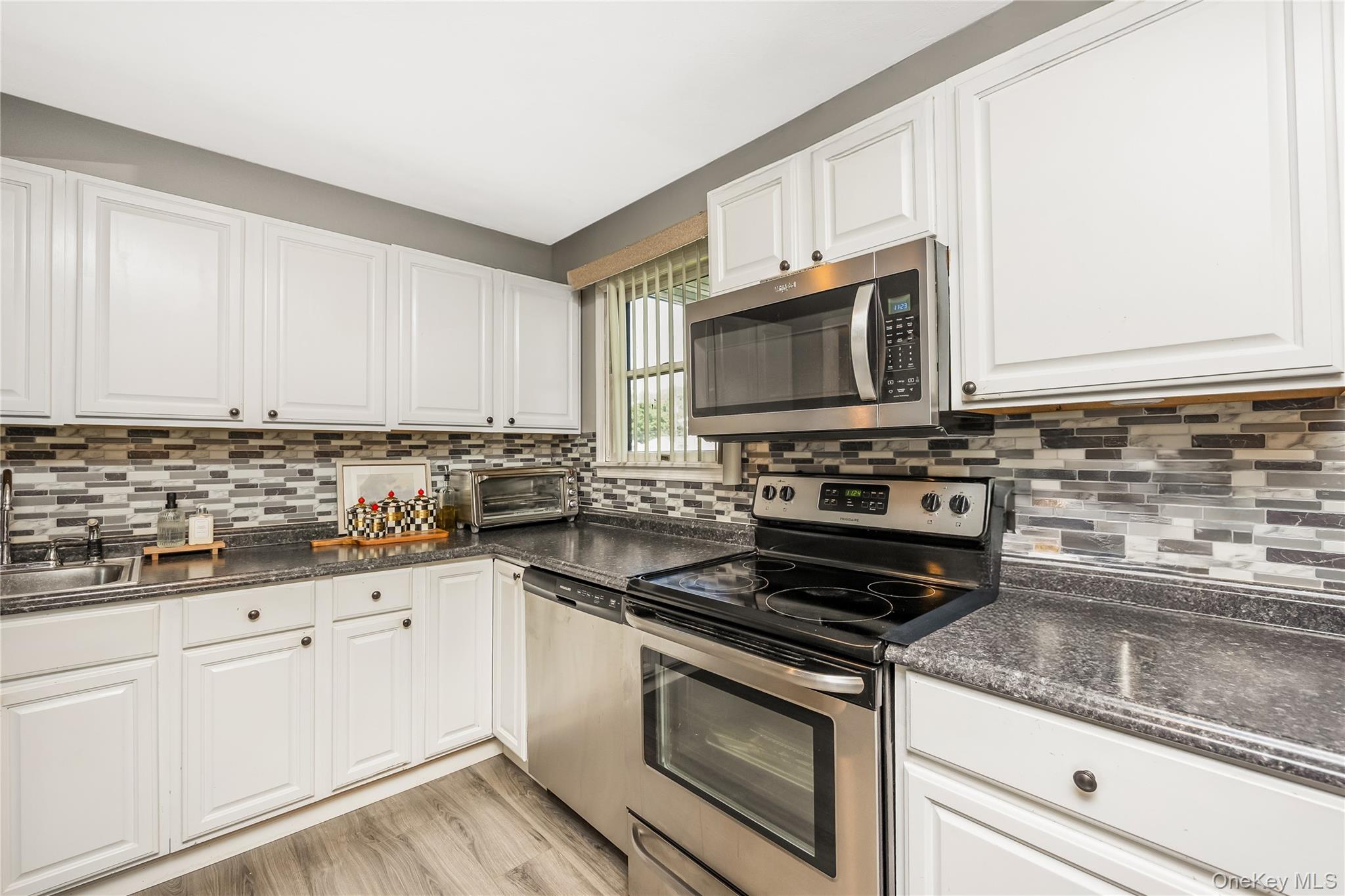 2401 Wave Avenue – For Sale photo 10