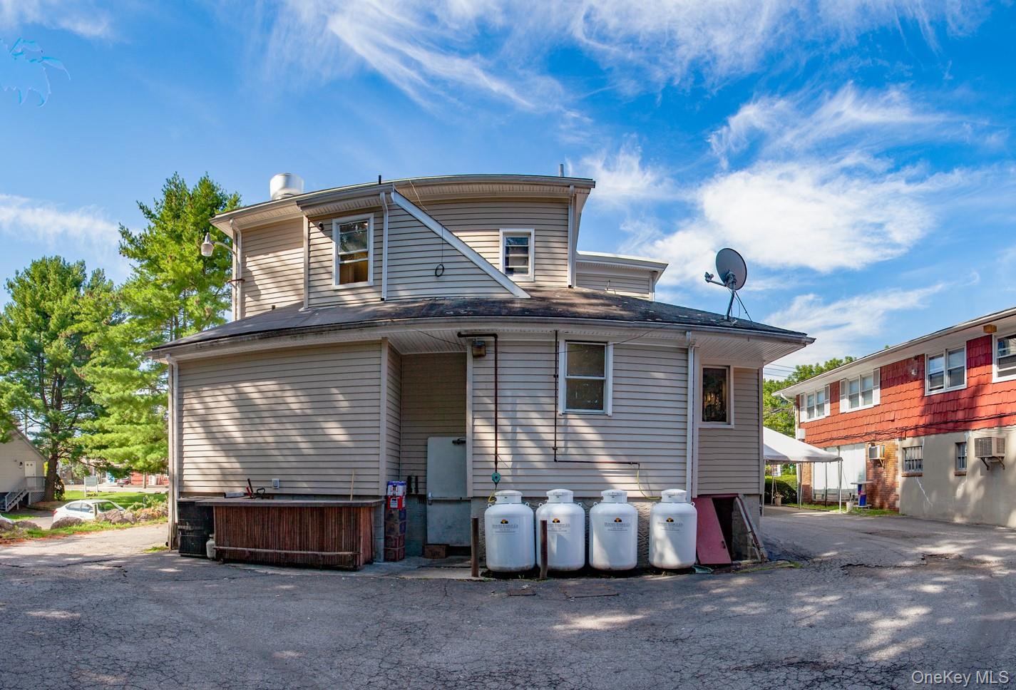 2151 Albany Post Road – For Sale photo 27