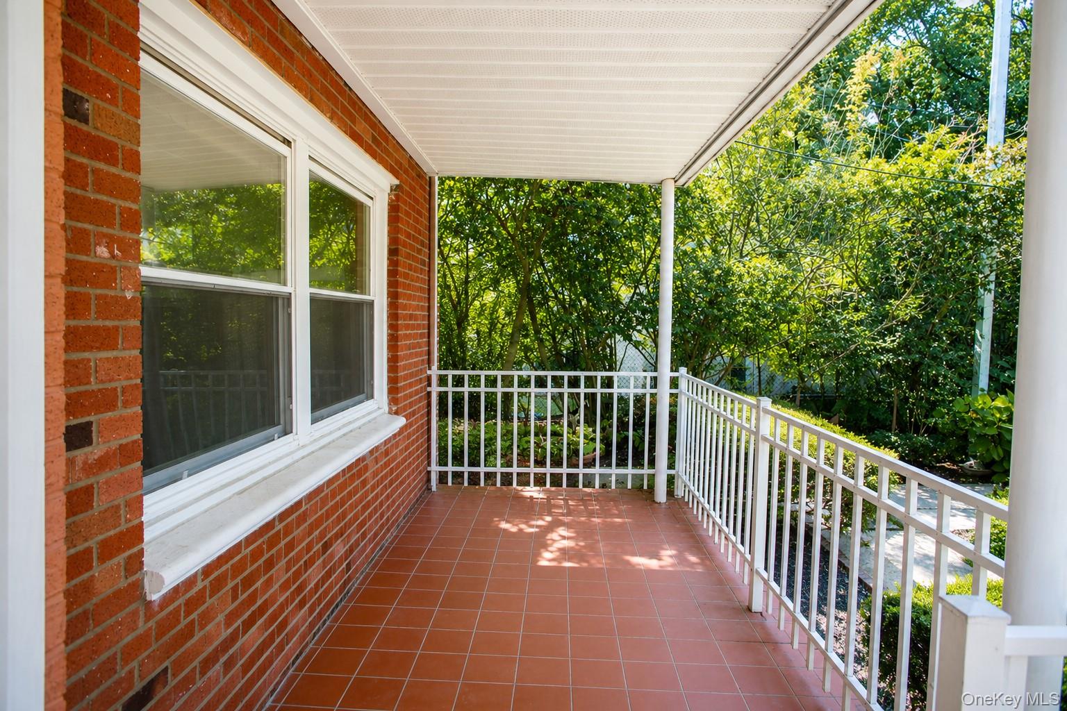 330 E Broadway, Unit 107 photo 4