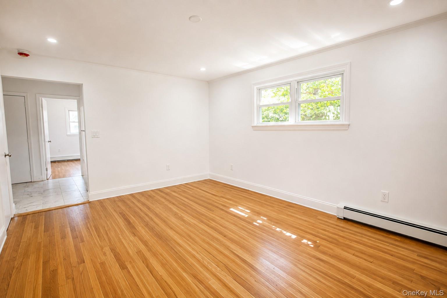 330 E Broadway, Unit 107 photo 5
