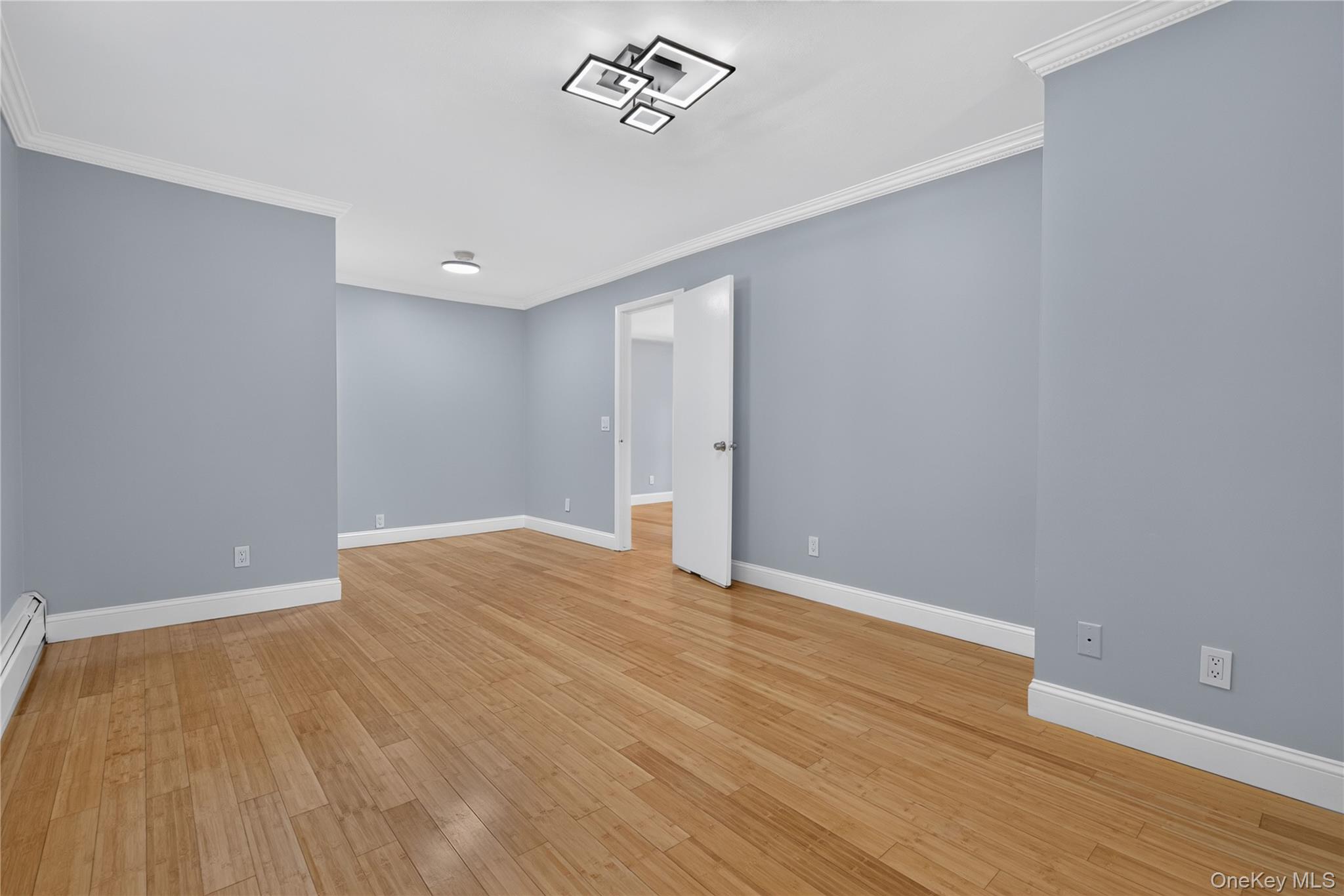 34 Winona Avenue, Unit 1st Floor photo 17