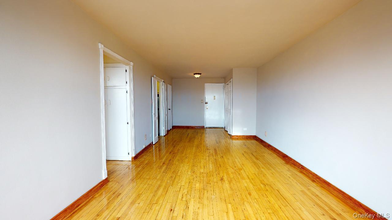 66-15 Thornton Place, Unit 6E photo 9