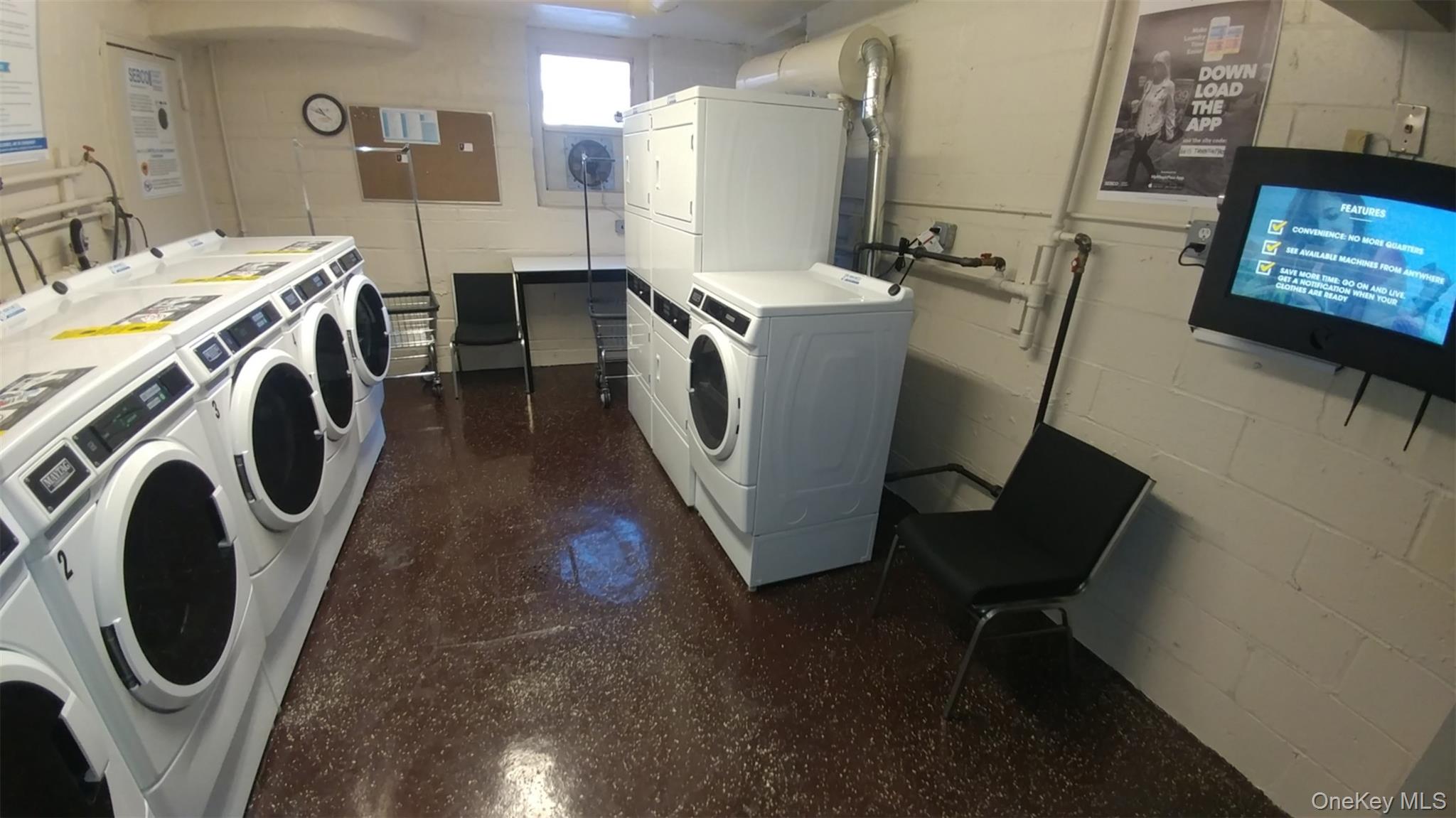 66-15 Thornton Place, Unit 6E photo 21