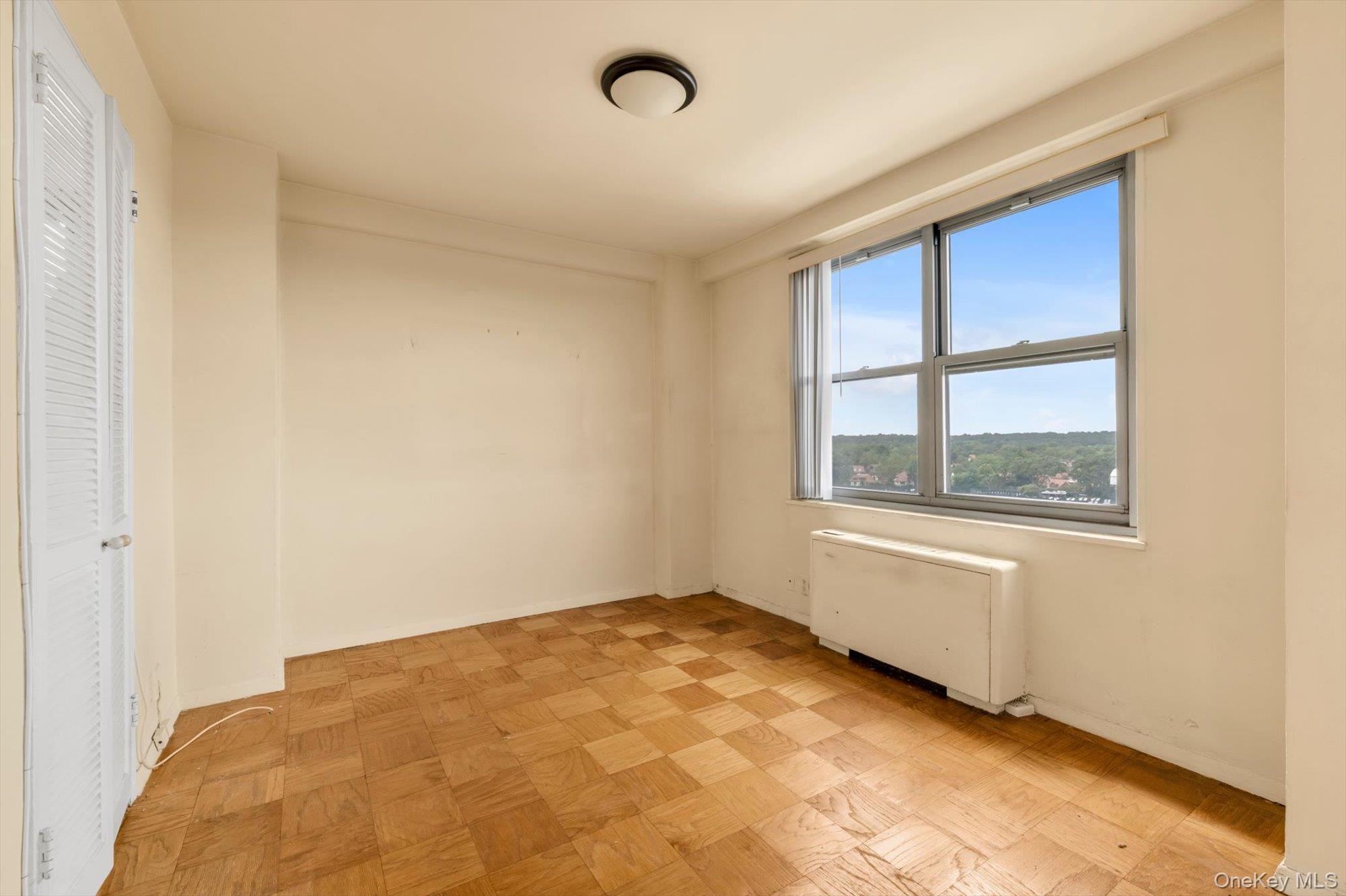 70-25 Yellowstone Boulevard, Unit 14H photo 11