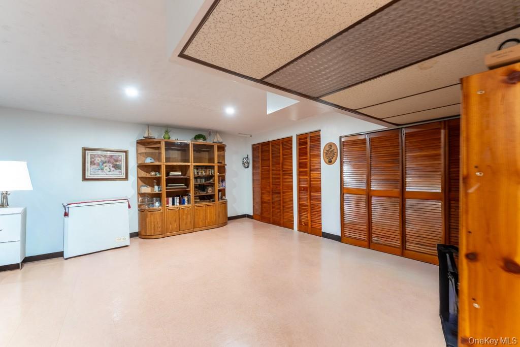 2175 Hughes Avenue – For Sale photo 32