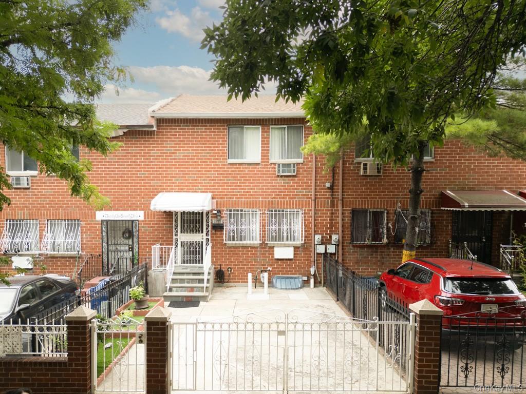 2175 Hughes Avenue – For Sale