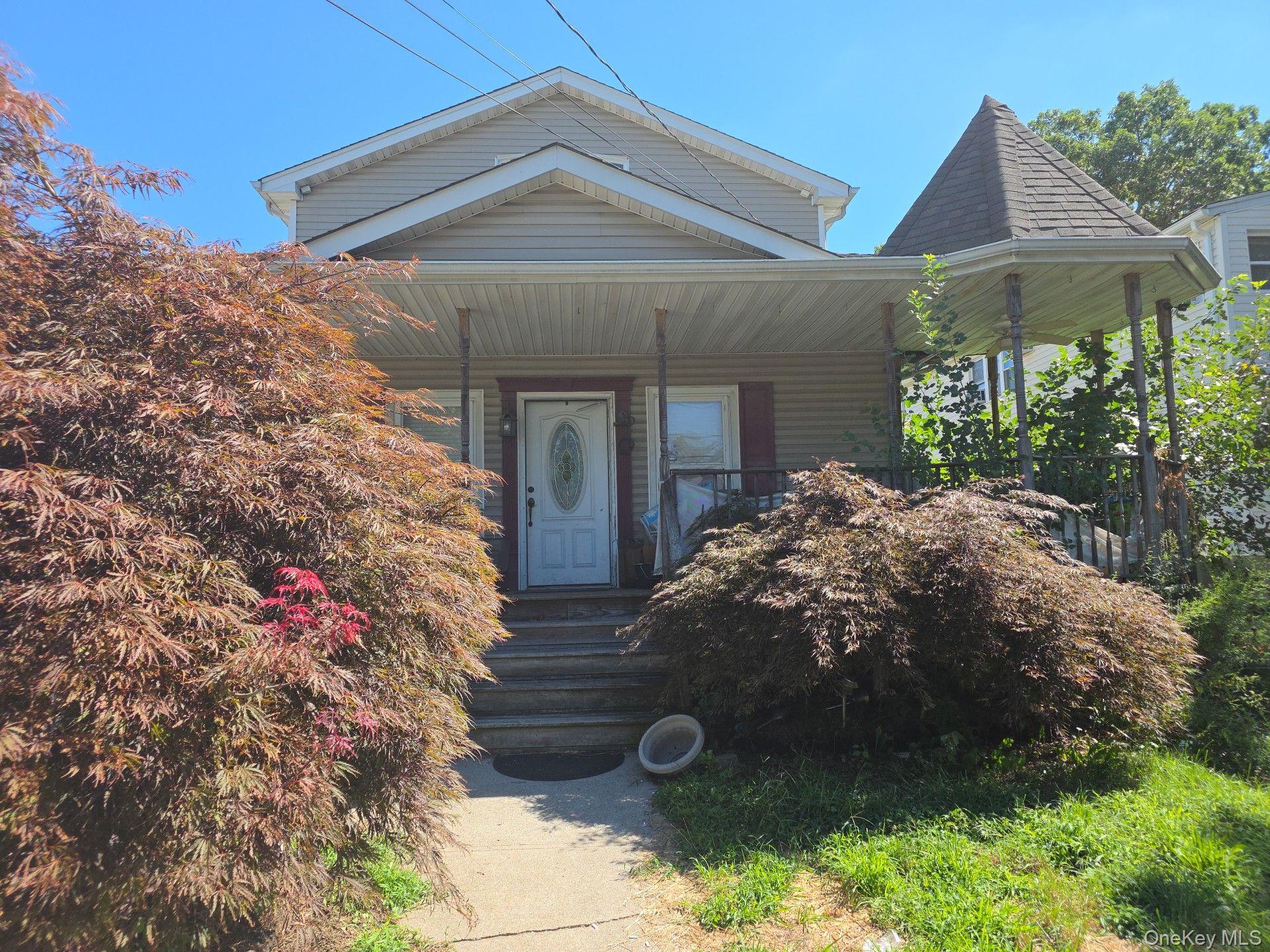 178 S 15th Street – For Sale