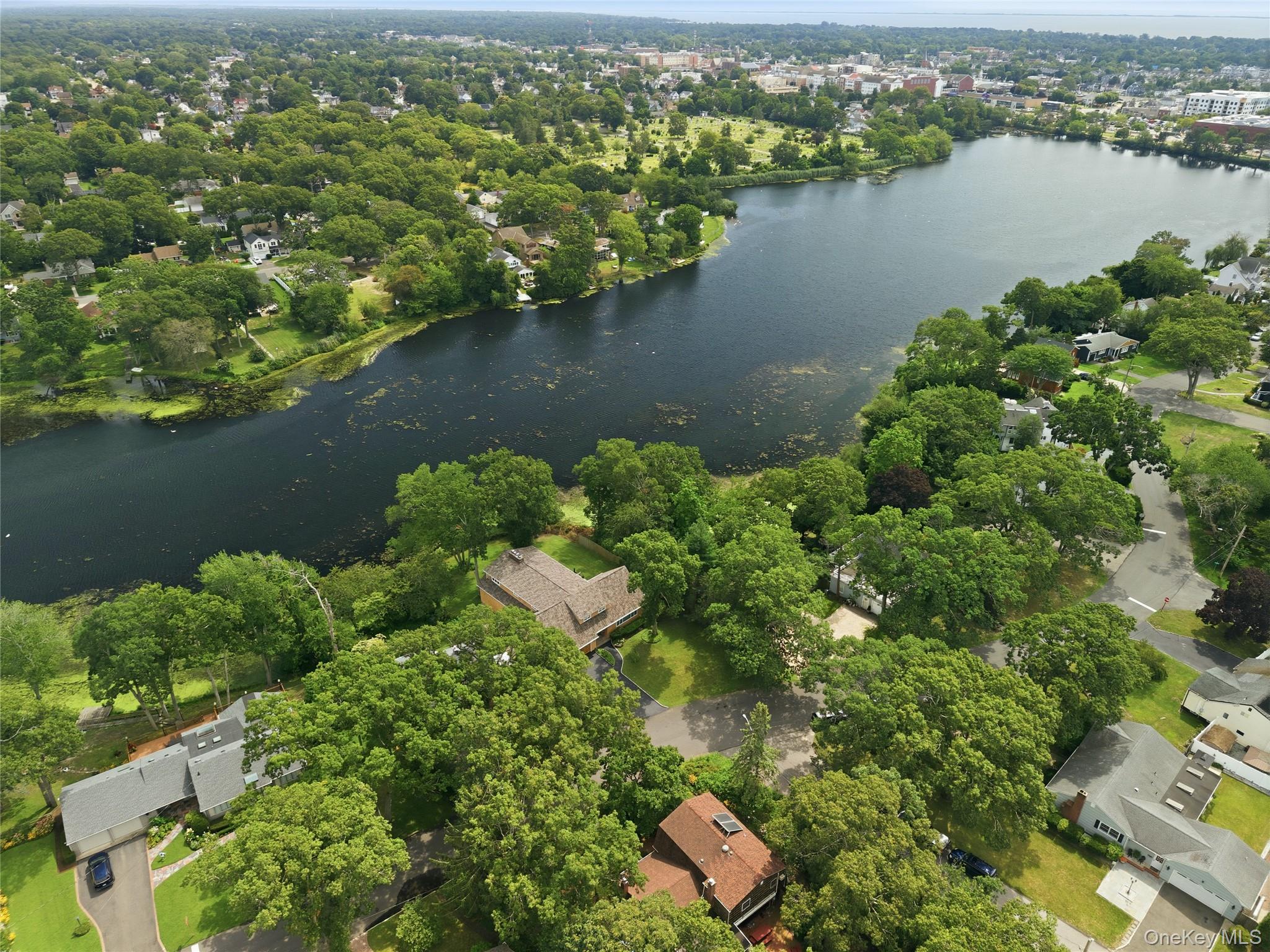 107 Lake Shore Drive – For Sale photo 43