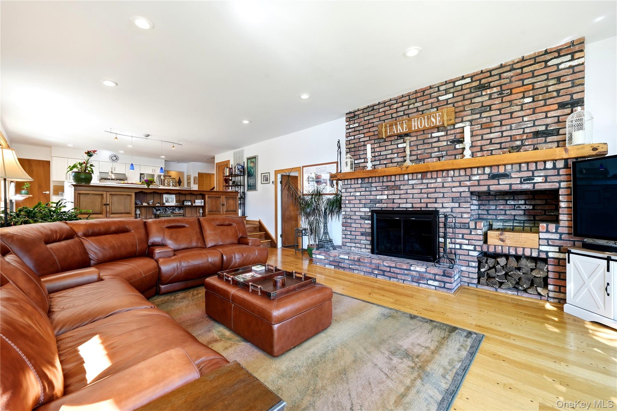 107 Lake Shore Drive – For Sale photo 19
