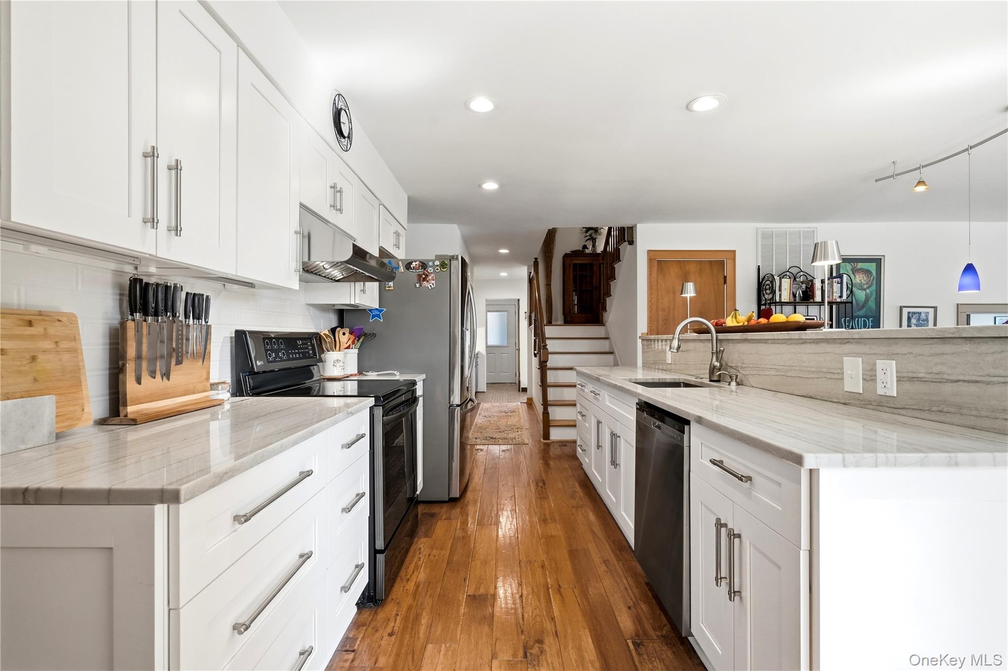 107 Lake Shore Drive – For Sale photo 13