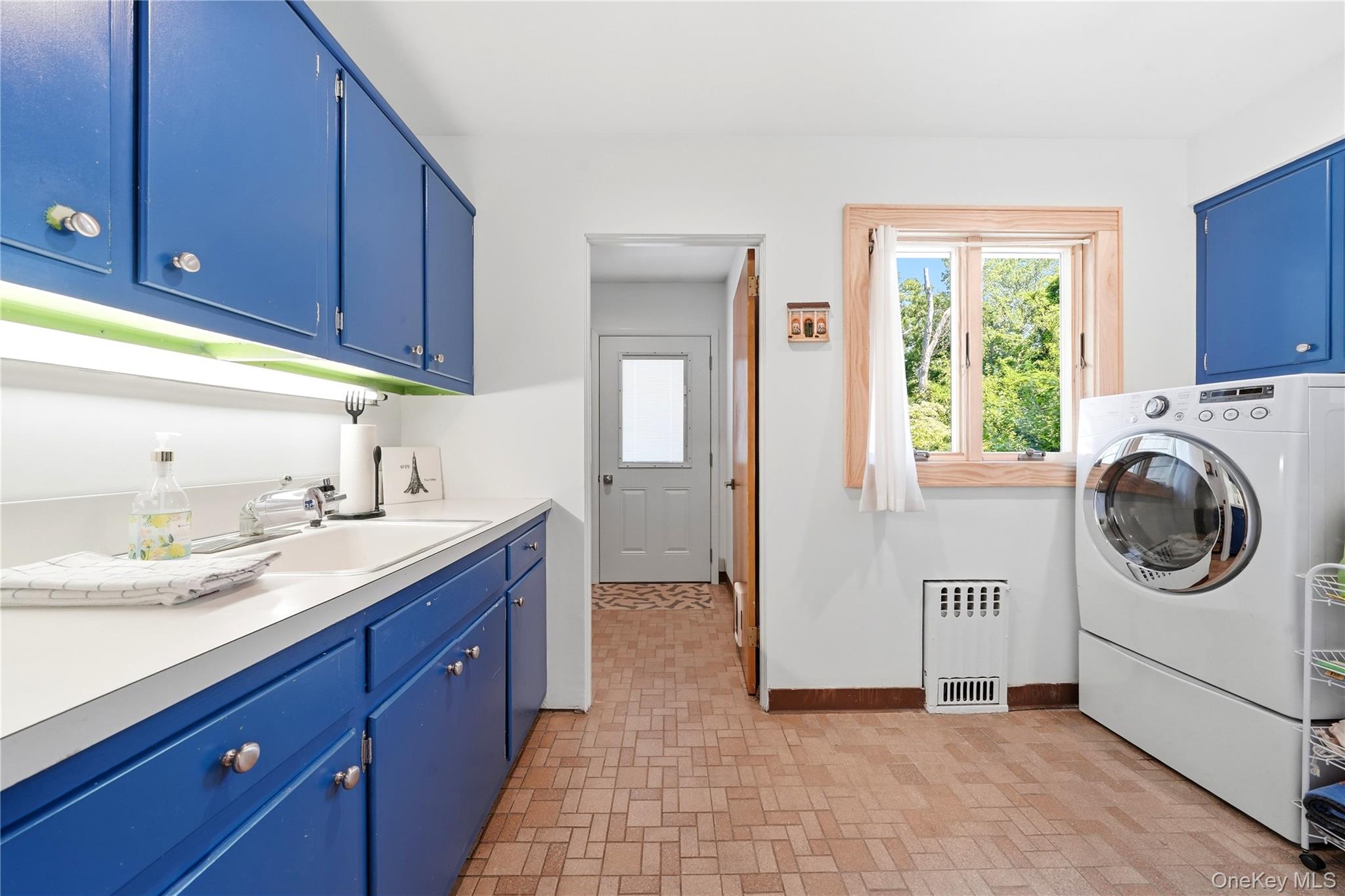 107 Lake Shore Drive – For Sale photo 28