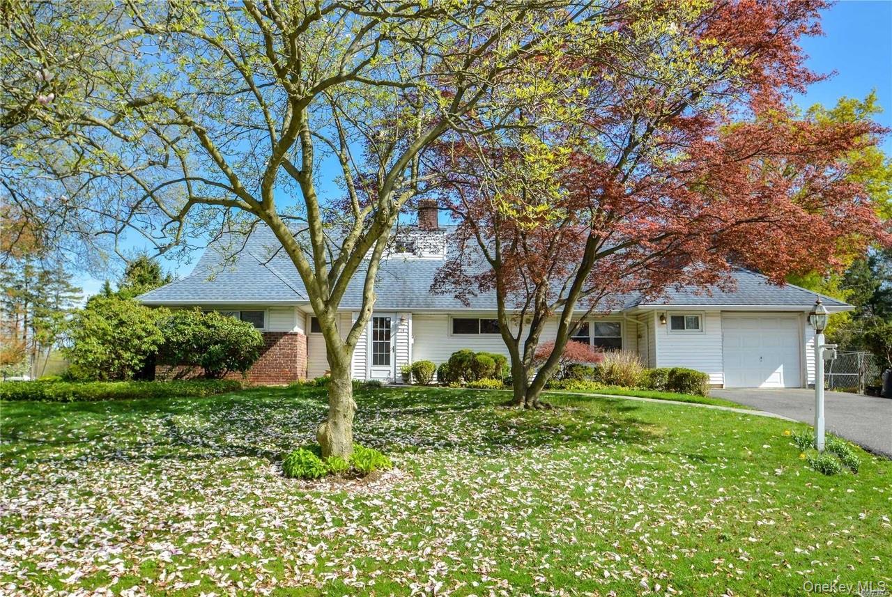 14 Peachtree Lane – For Rent
