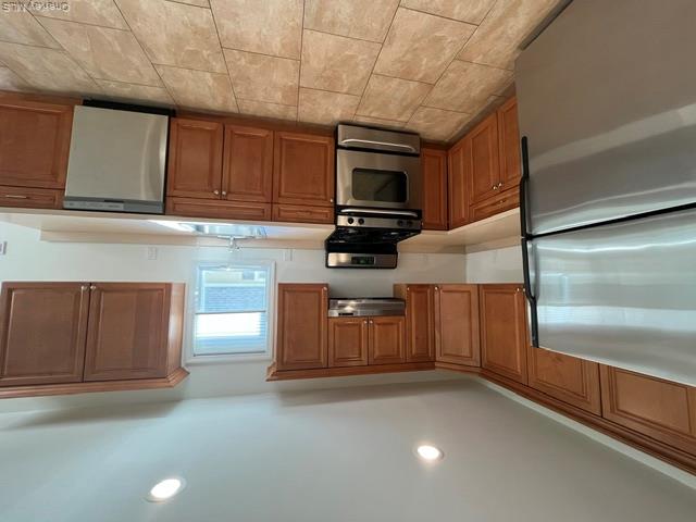 45 Avenue A, Unit A photo 10