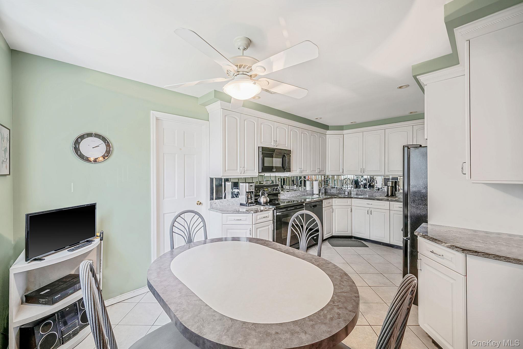 407 Argyle Road – For Sale photo 8