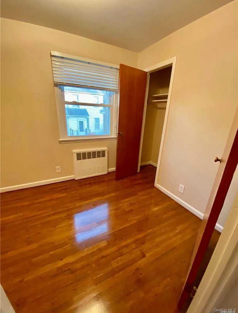 150-44 17 Th Ave – For Rent photo 4