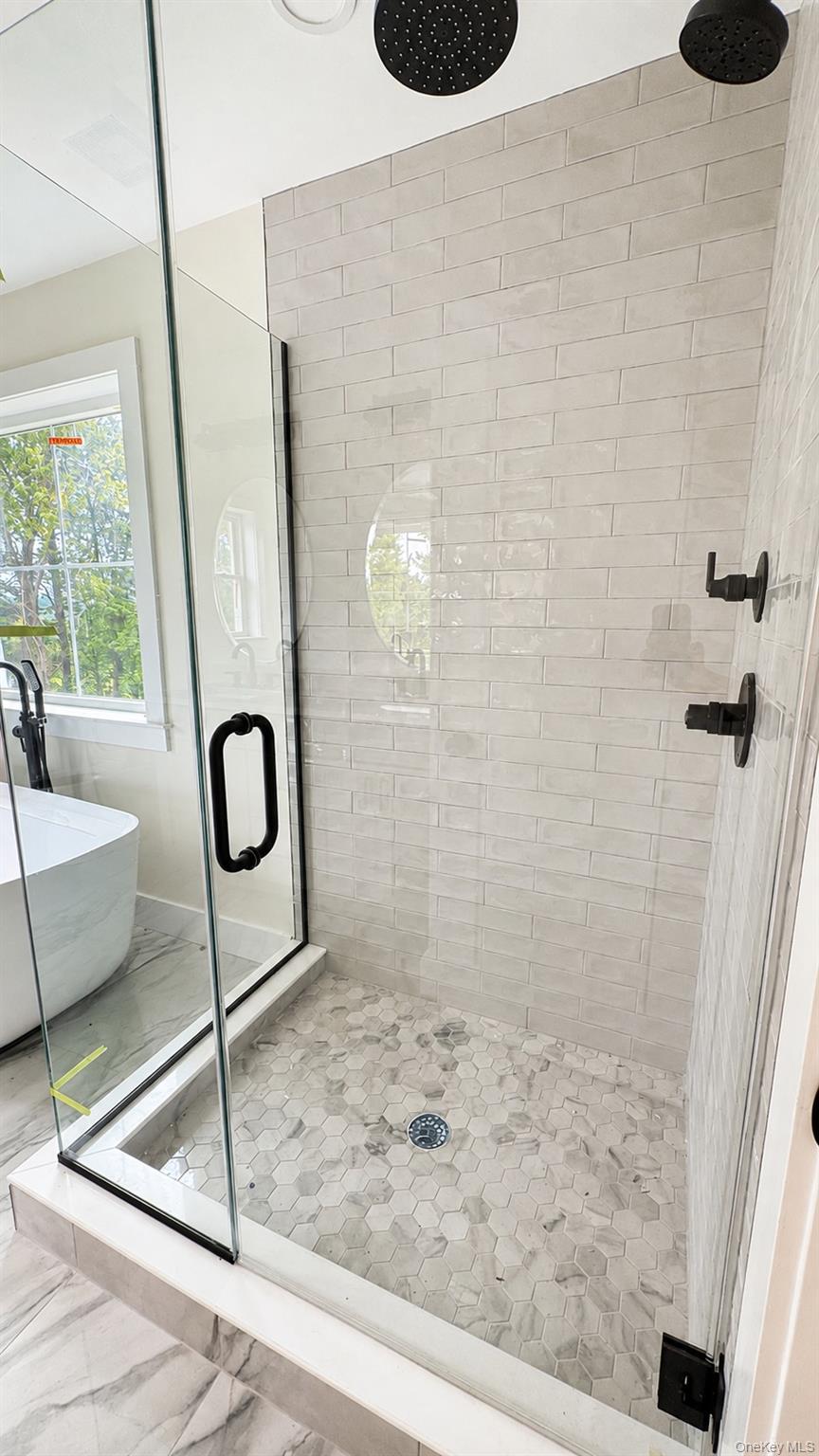 71 Lotus Drive – For Sale photo 14