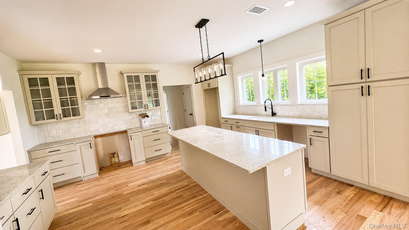 71 Lotus Drive – For Sale photo 5