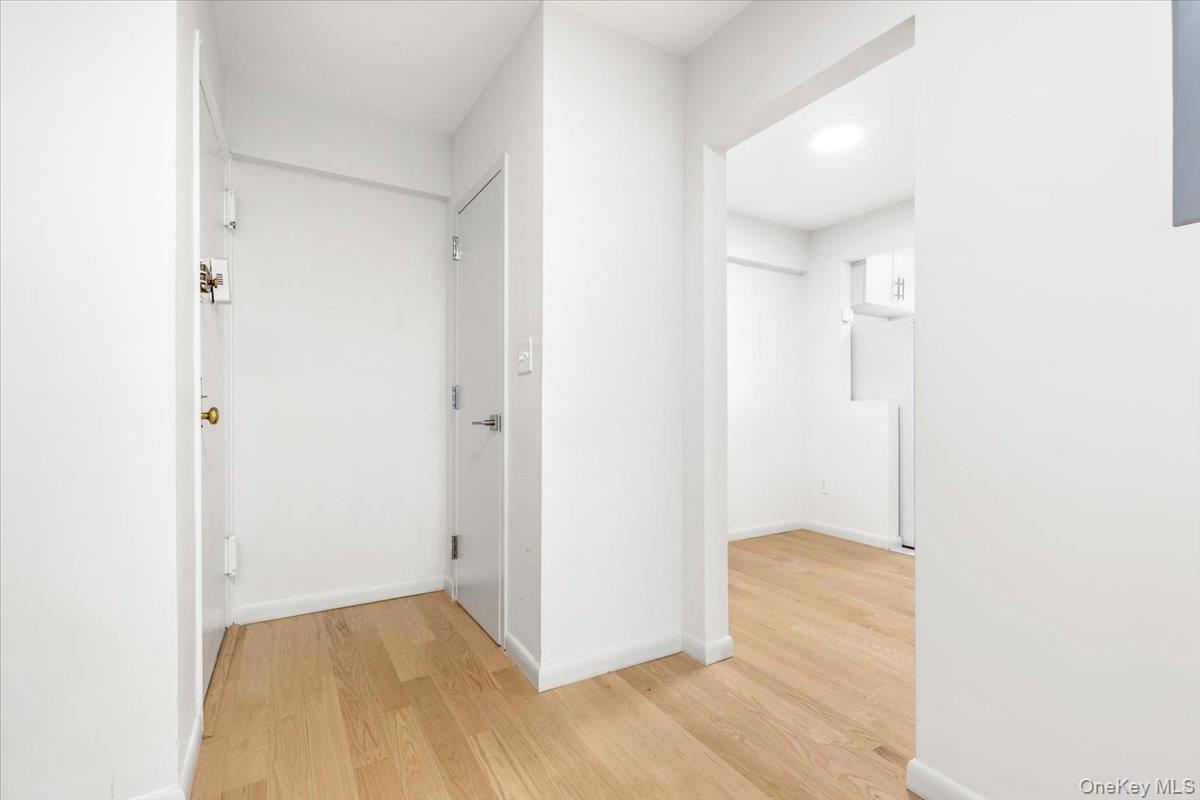 601 Kappock Street, Unit 1P photo 5